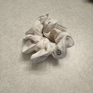 Lululemon white scrunchie